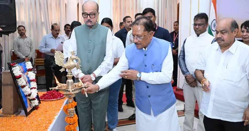रायपुर : राज्यपाल श्री रमेन डेका और मुख्यमंत्री श्री विष्णु देव साय की उपस्थिति में लोक भवन से ‘नशा मुक्त युवा विकसित भारत संकल्प अभियान’ का शुभारंभ